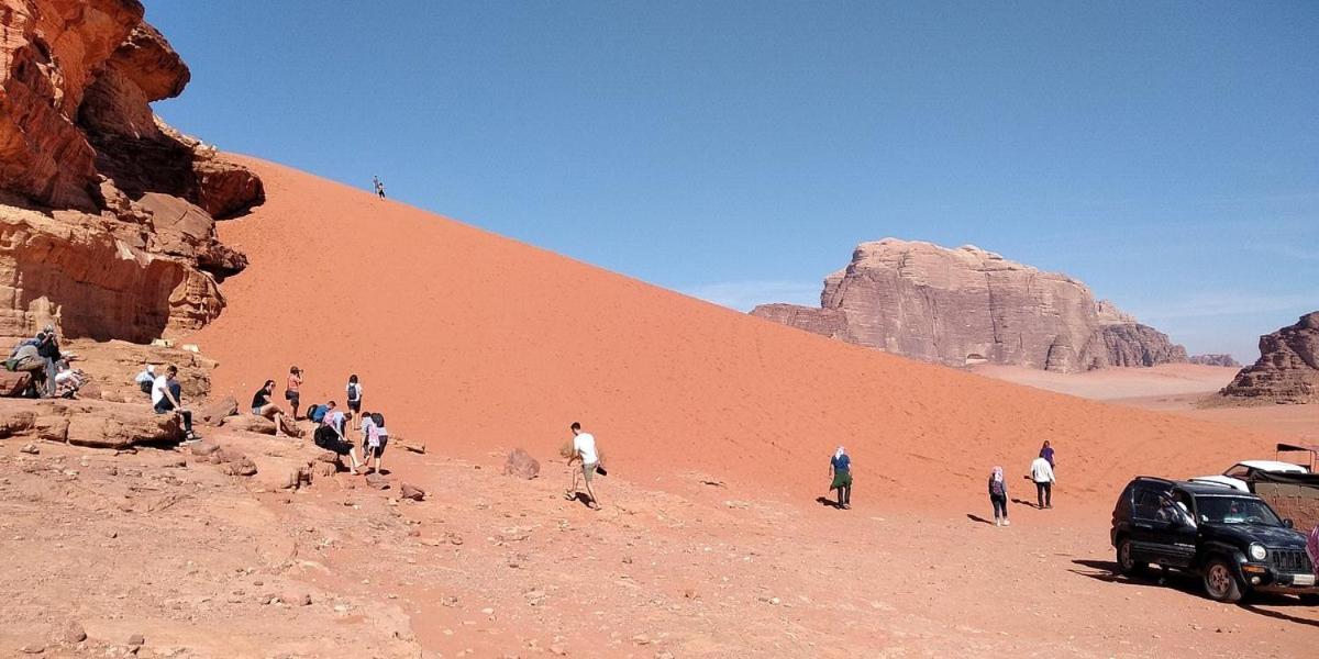 Moon City With Jeep Trips Wadi Rum Esterno foto