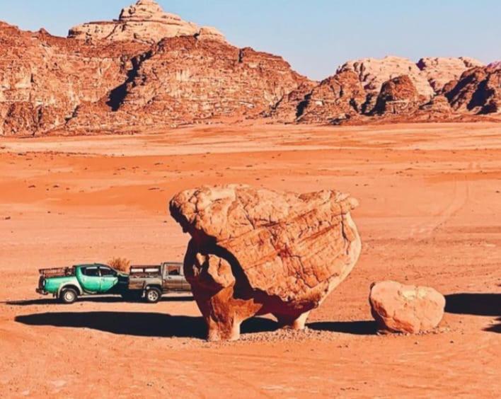 Moon City With Jeep Trips Wadi Rum Esterno foto