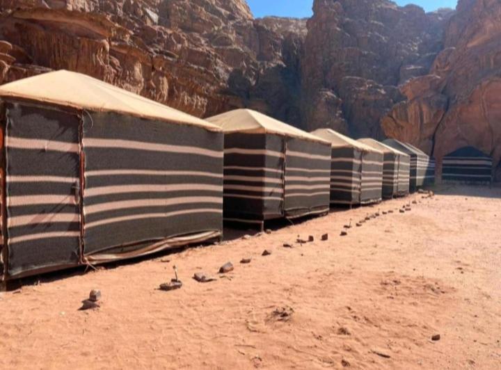 Moon City With Jeep Trips Wadi Rum Esterno foto