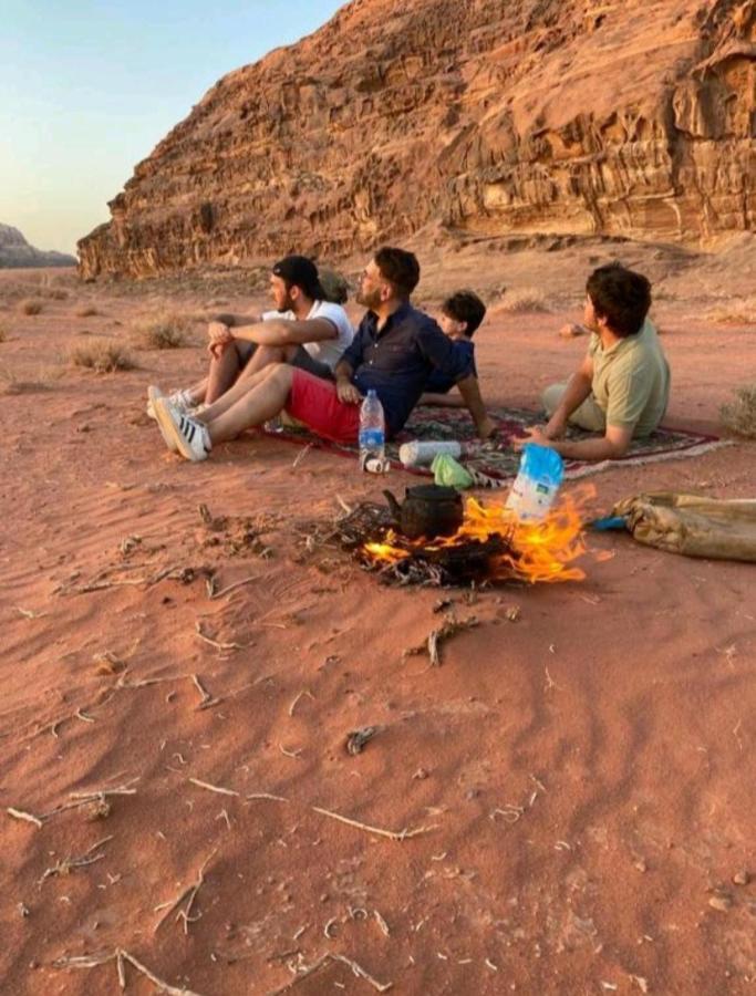 Moon City With Jeep Trips Wadi Rum Esterno foto
